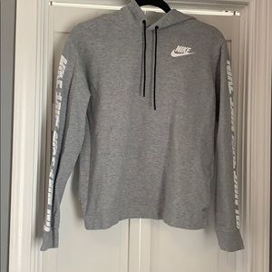 Athletic sweatshirt